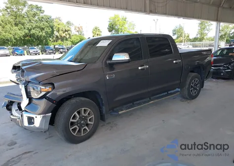 2019 Toyota Tundra 1794 5.7L V8 из США, поврежденный, VIN 5TFAY5F13KX866585
